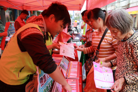 阜沙鎮(zhèn)禁毒信息〔2021〕第90期--“我為群眾辦實事”阜沙禁毒宣傳入人心（2021.4.26）56